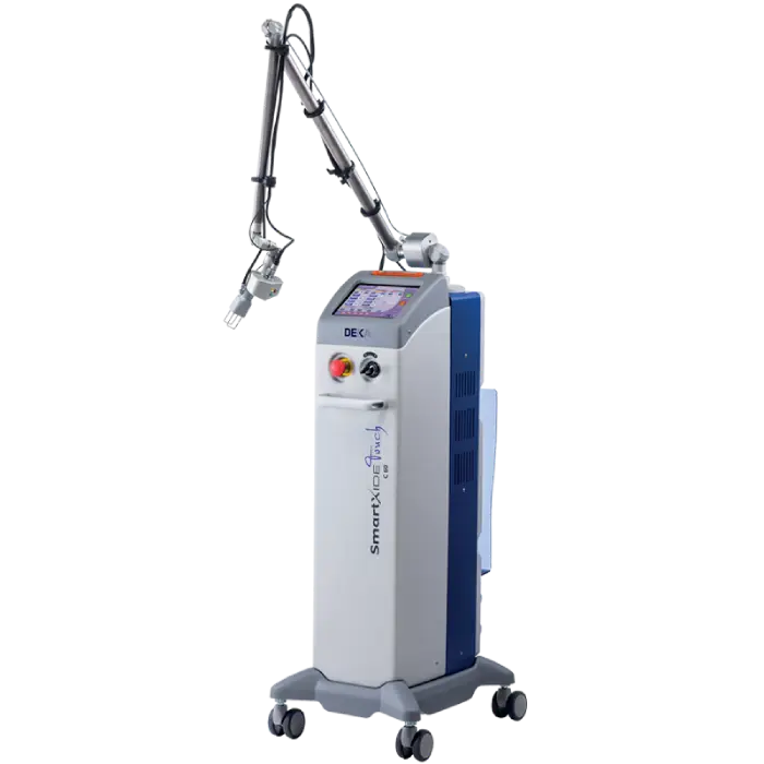 Equipamento SmartXide para tratamentos dermatológicos e rejuvenescimento com laser de CO₂